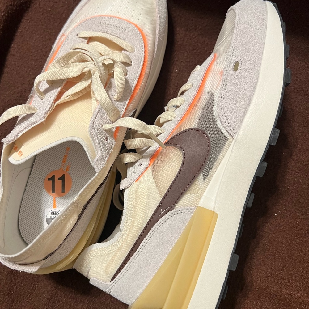 Men’s Nike Waffle One Sneakers